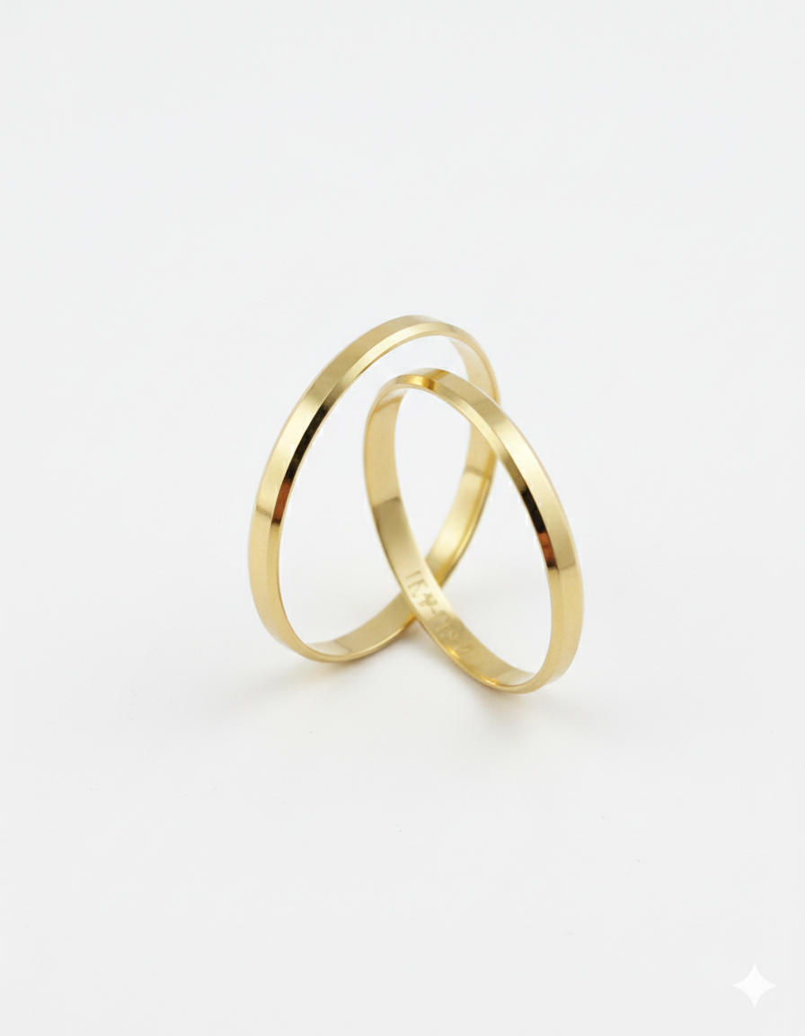 Par de Alianças Chanfradas em Ouro Amarelo - Tradicional 18k/750